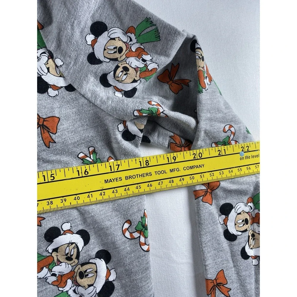 Disney Mickey And Minny‎ Christmas Sweatshirt